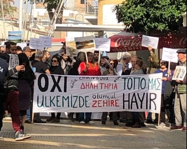 Ελληνοκύπριοι και Τουρκοκύπριοι διαδηλώνουν μαζί για το περιβάλλον (βίντεο)